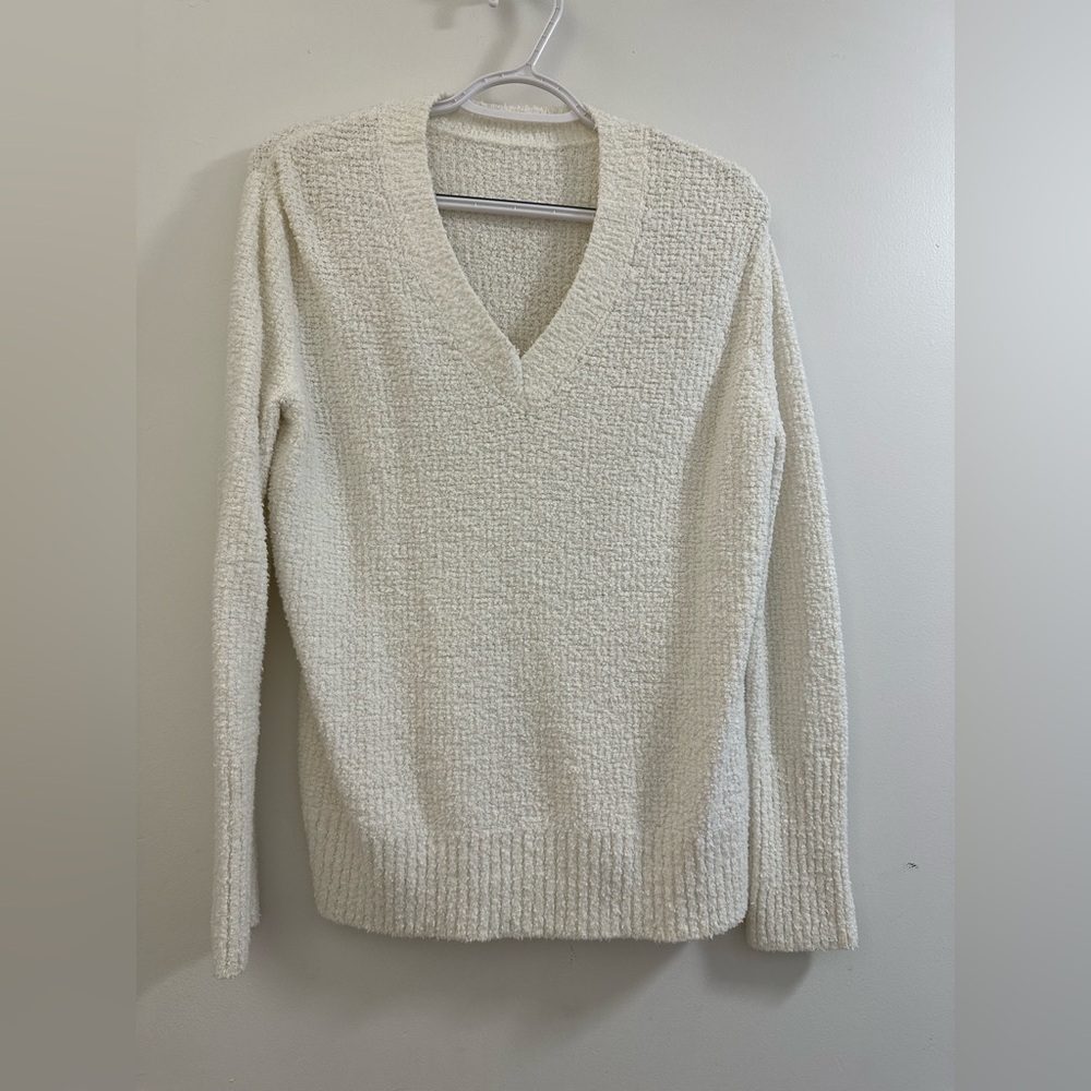 Vince Cream V-Neck Sweater